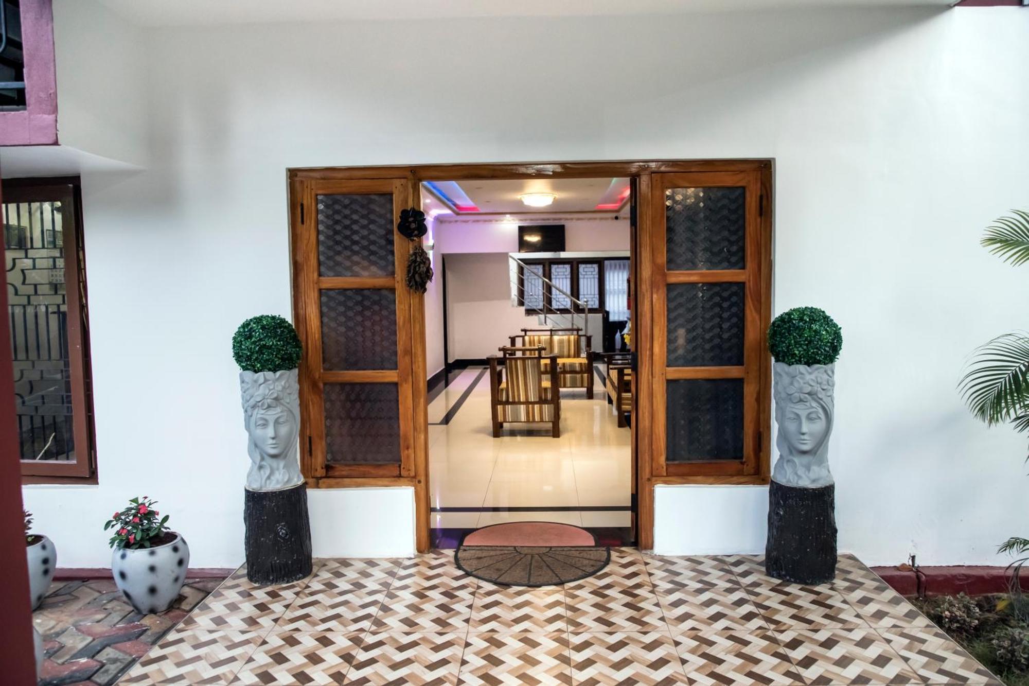 Golden Star Guest House Jaffna Exterior foto