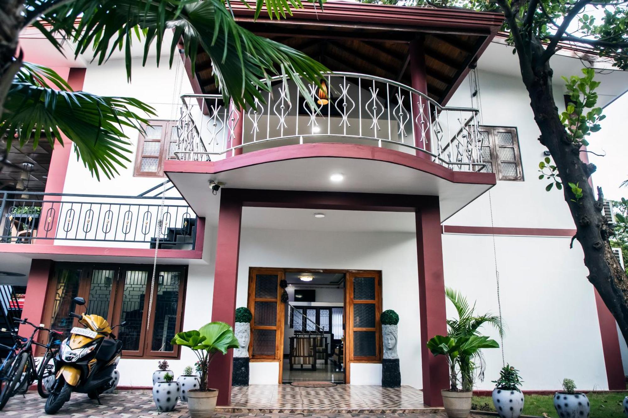 Golden Star Guest House Jaffna Exterior foto
